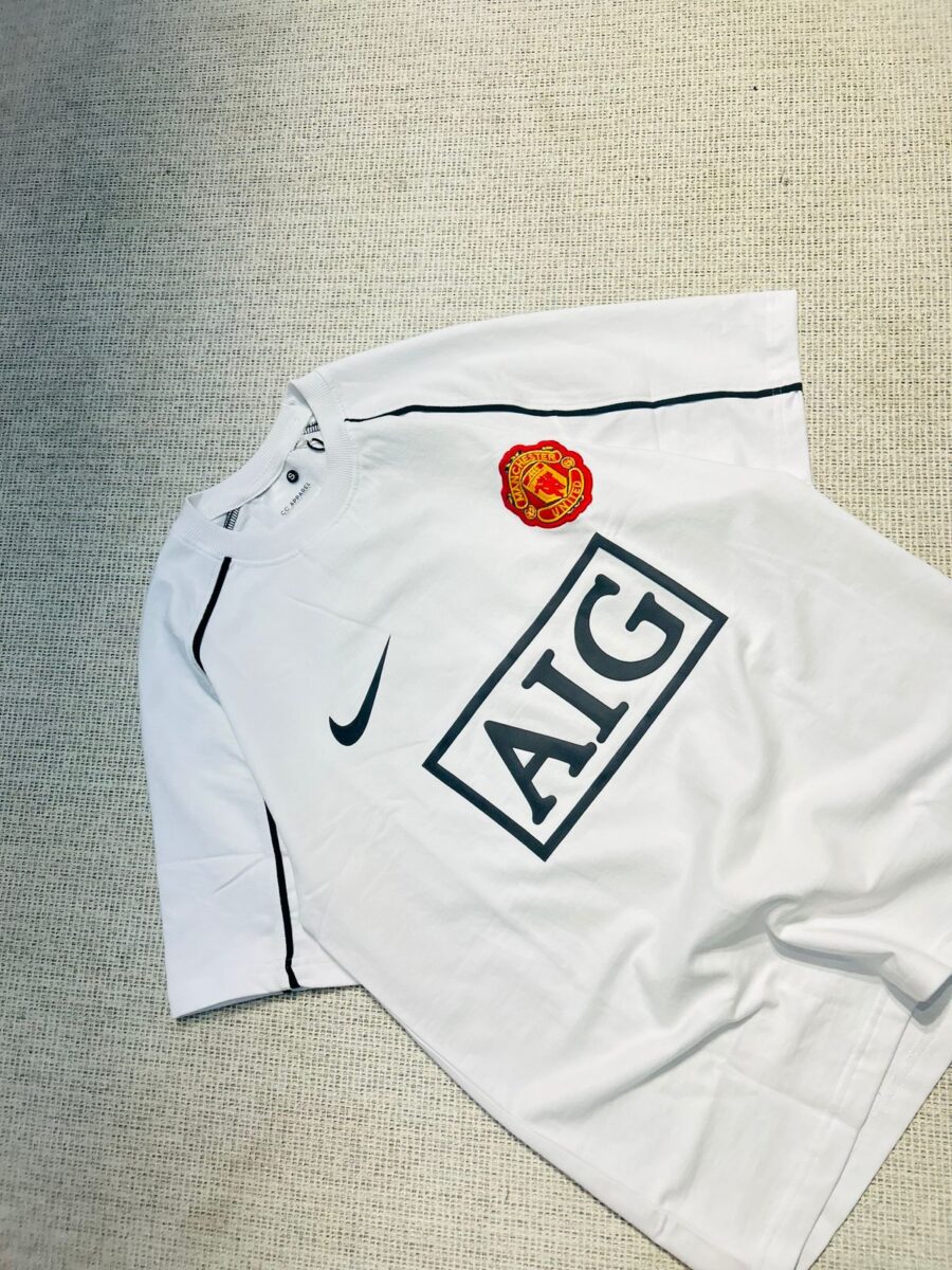 Manchester united tee - Image 2