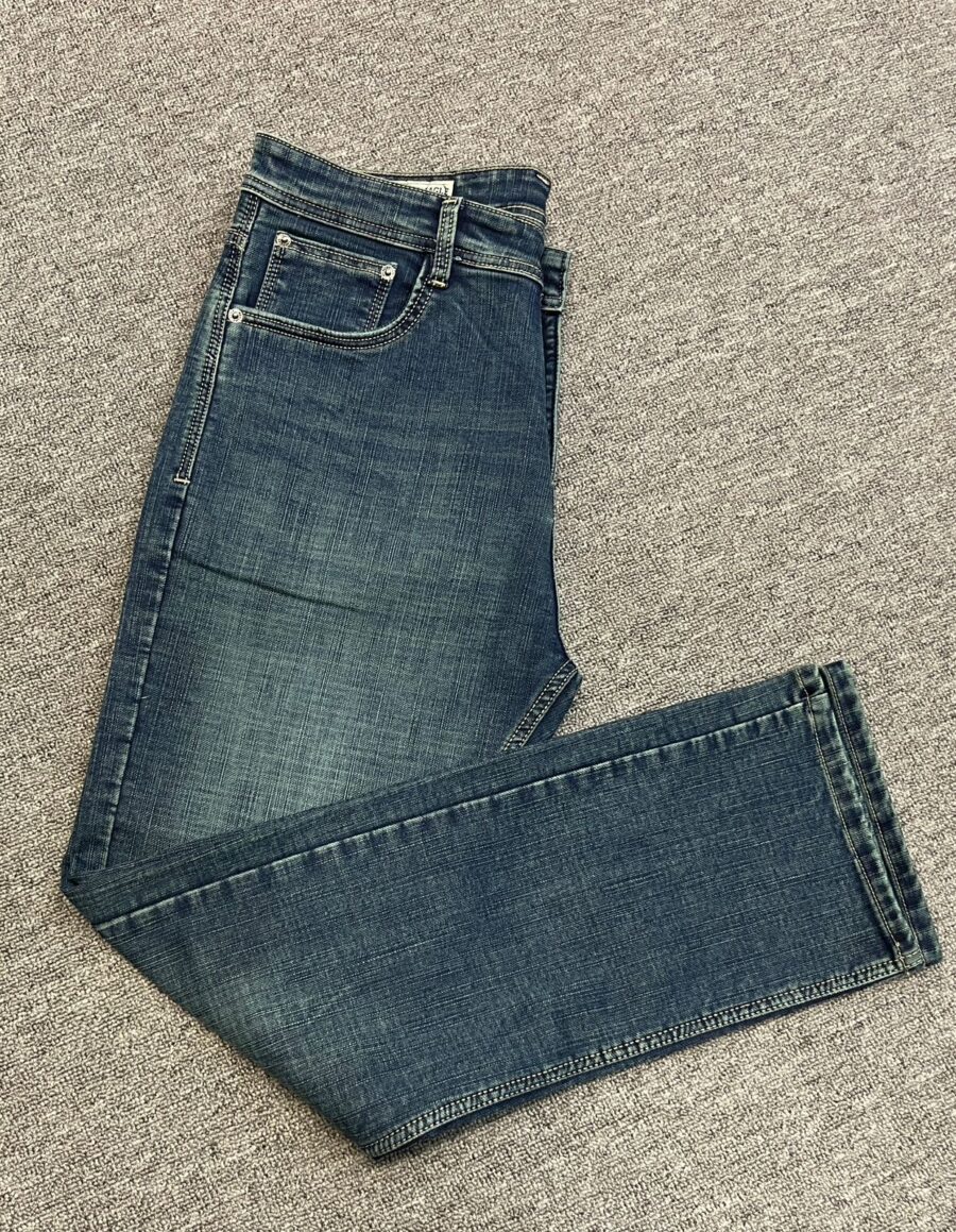 Green shaded jeans - Image 4